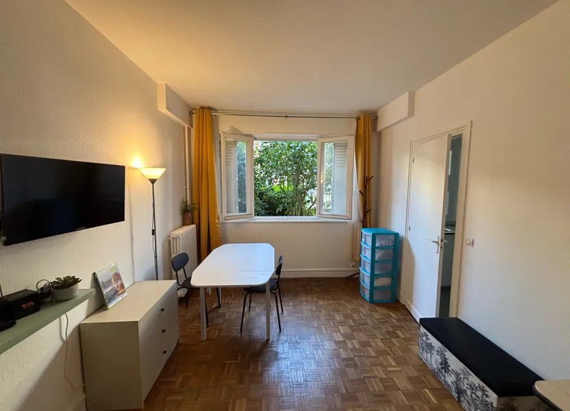 Flat Rue Joanès in Paris