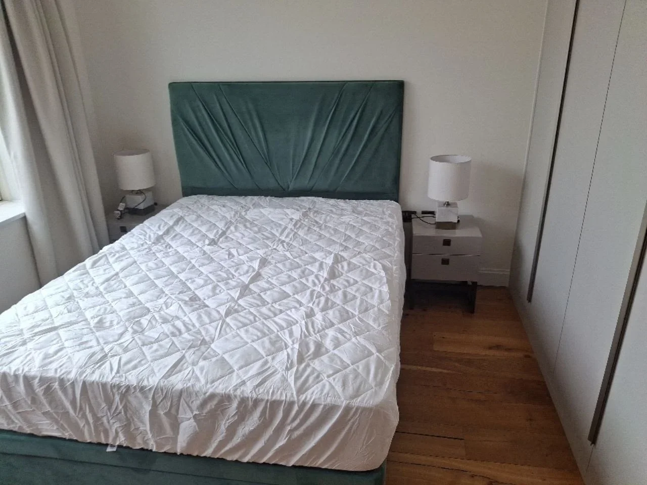 Room Cloud Street in Greater London