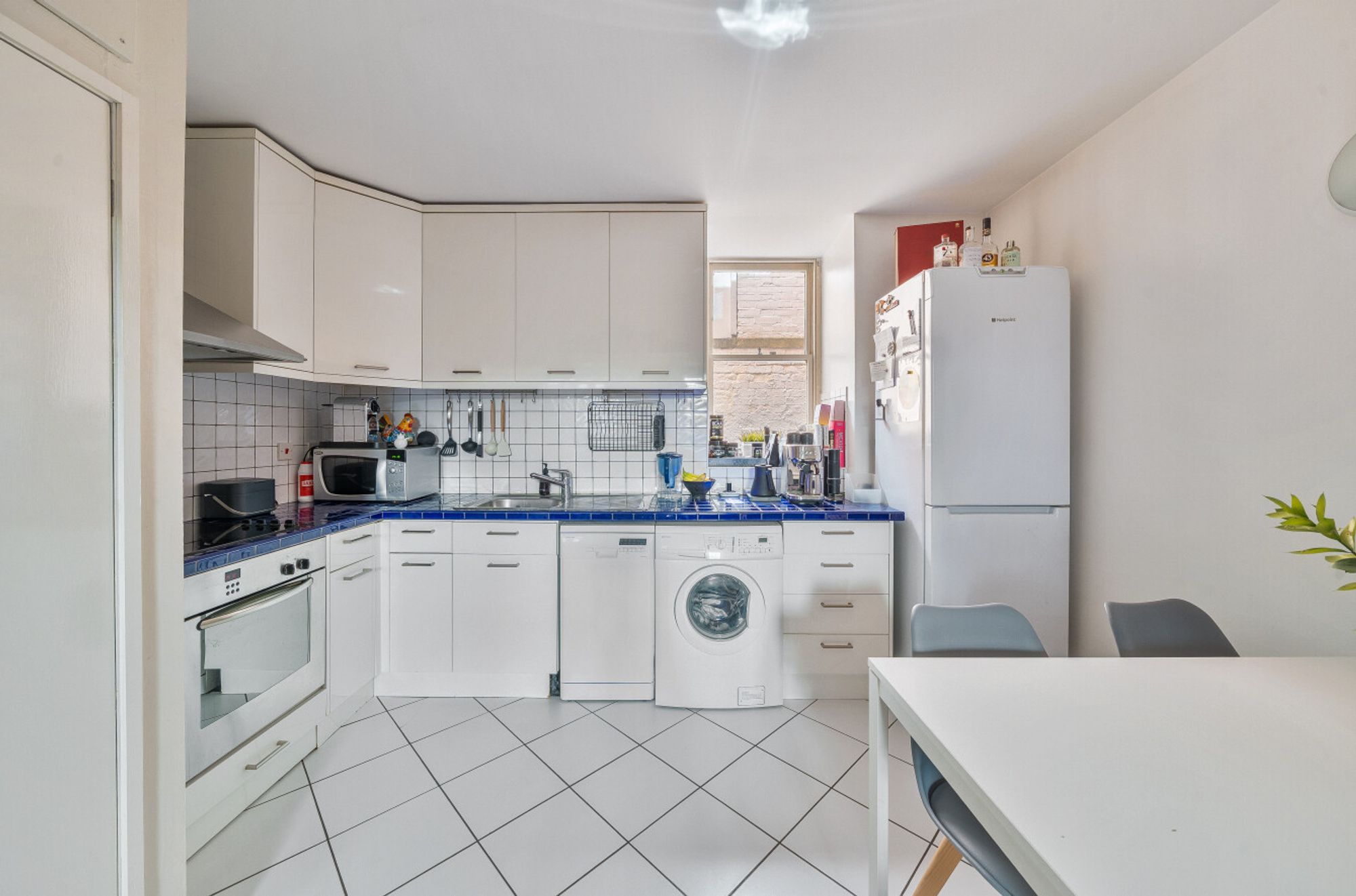 Flat Clapham Road in Greater London