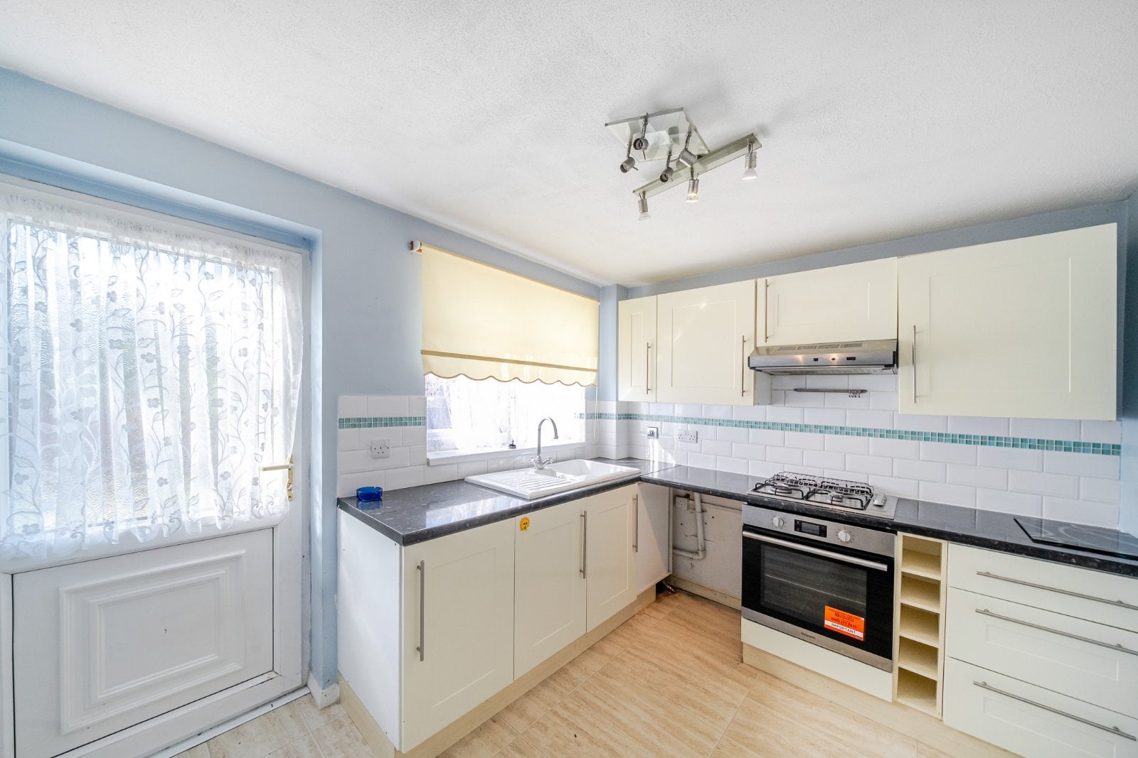 Flat Cordella Close in Hull