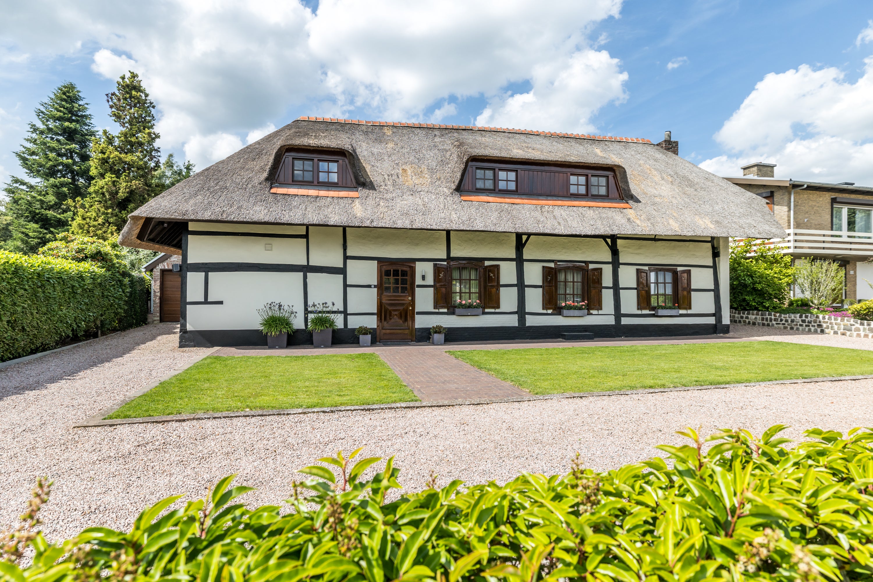 Huis Douvenderweg 19 in Oirsbeek