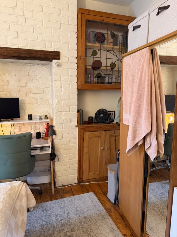 Room Janet Street in Cardiff