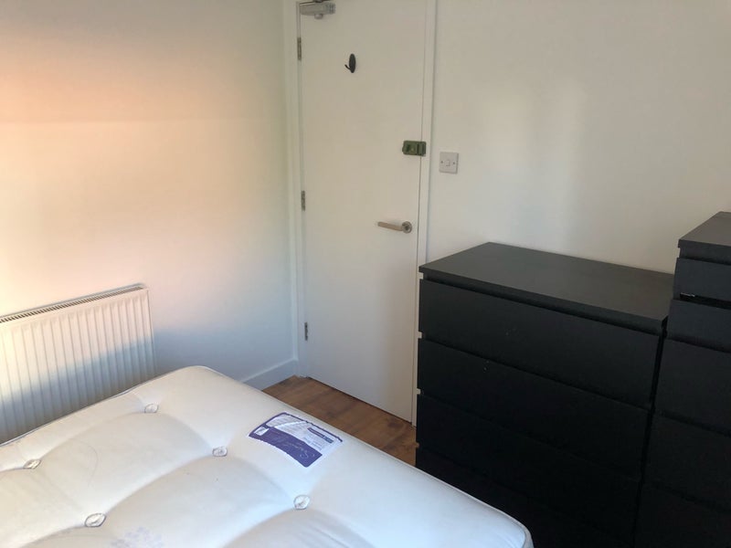 Room Belvedere Road in Bournemouth