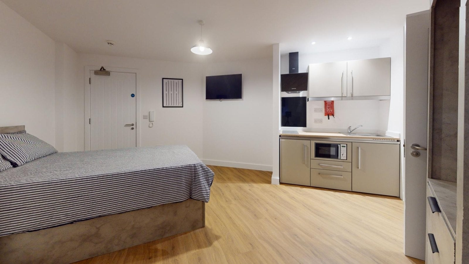 Room Lemyngton Street in Charnwood