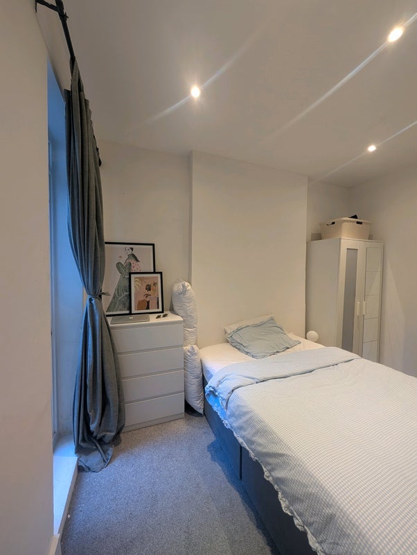 Room Stockwell Green in Greater London