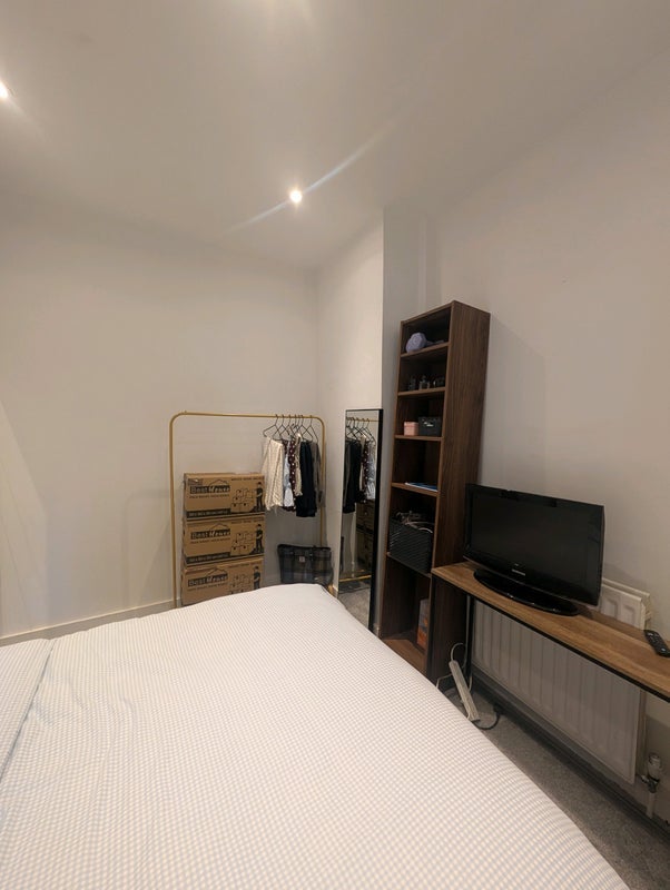 Room Stockwell Green in Greater London