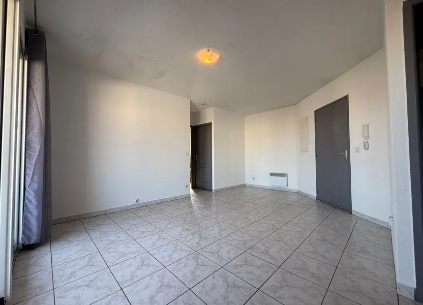 Flat Rue Salomon de Brosse in Perpignan