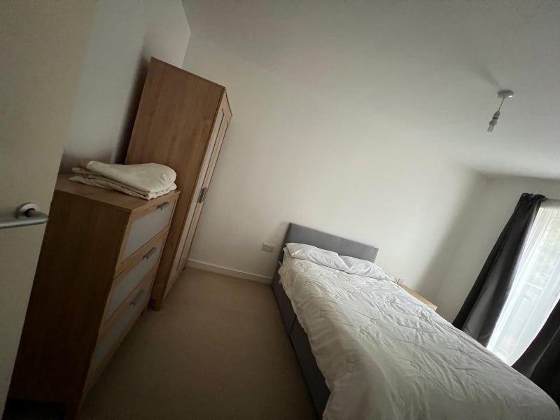 Room Clapham Manor Street in Greater London