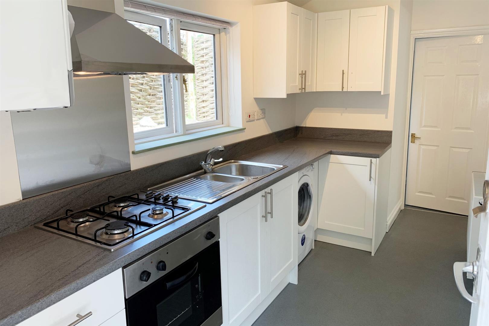 Flat Pickney Lane in Taunton