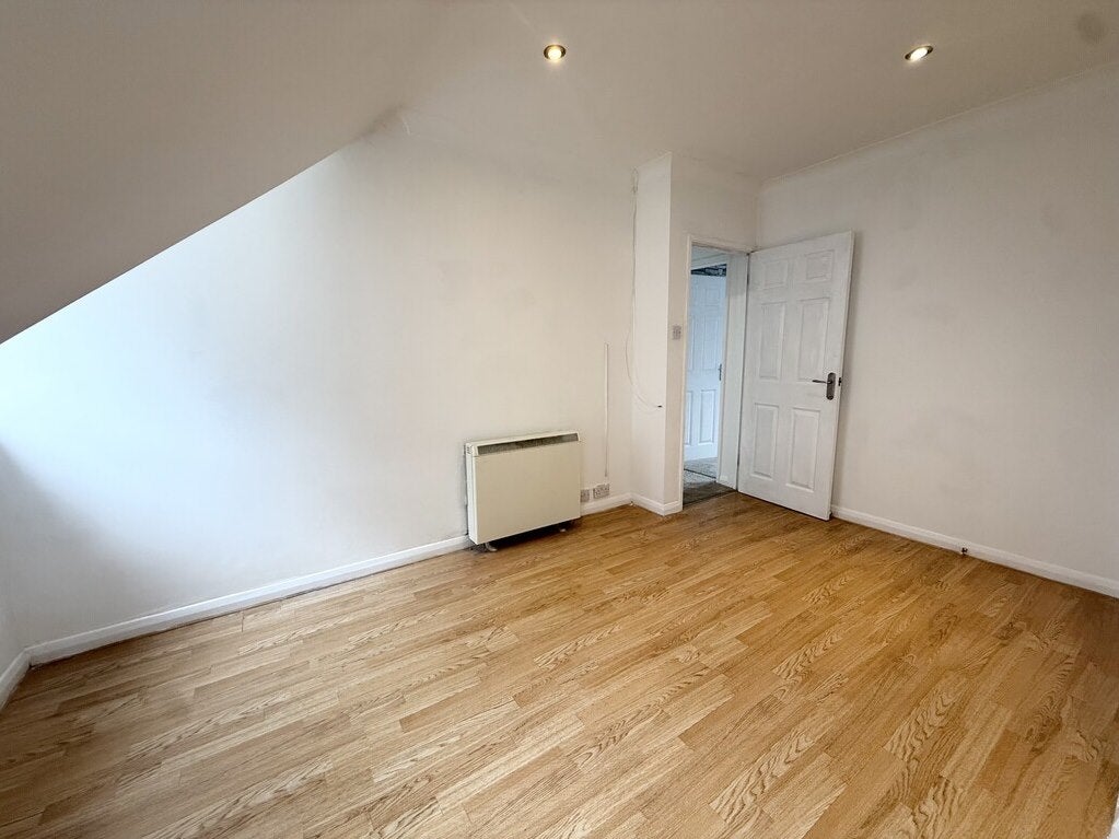 Flat Park Lane in Waterlooville