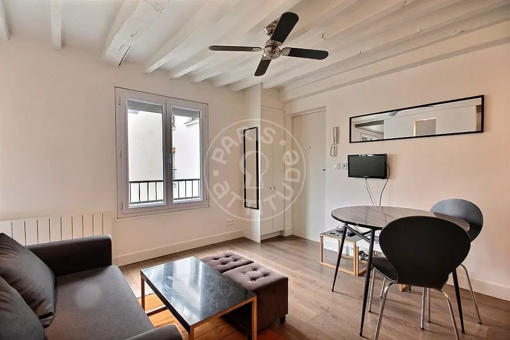 Appartement Rue de l'Échiquier à Paris