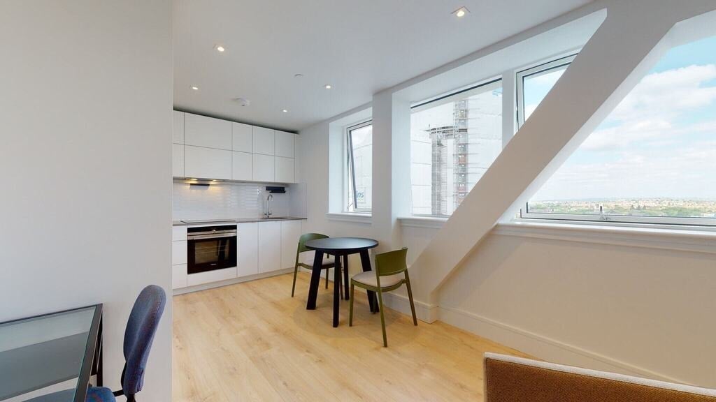 Flat Humphry Repton Lane in Greater London