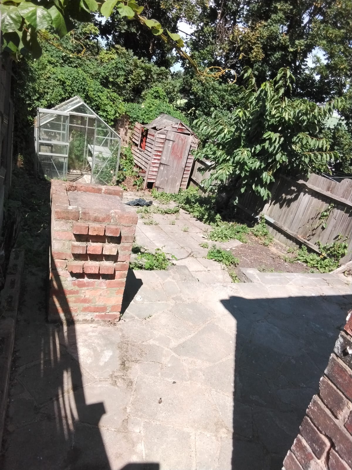 House Eastcombe Avenue in Greater London