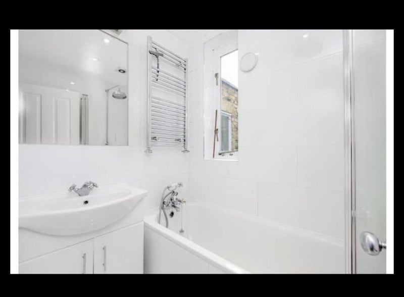 Room Thackeray Road in Greater London