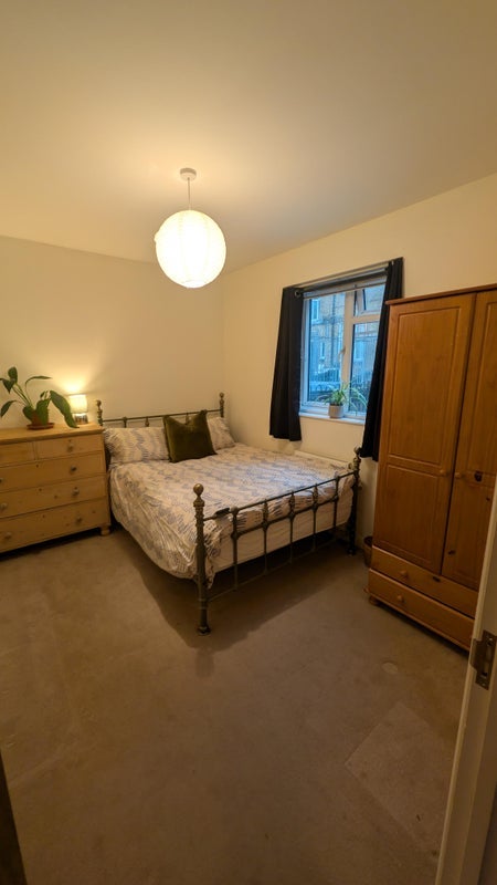 Room Westmoreland Road in Greater London