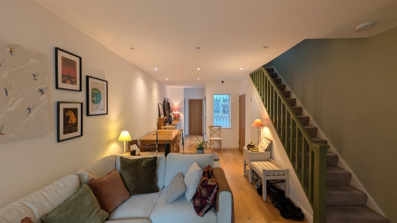 Room Westmoreland Road in Greater London
