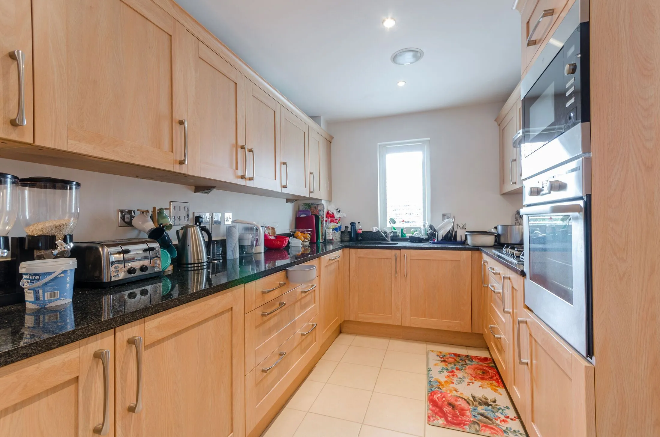 Flat Audley Place in Greater London