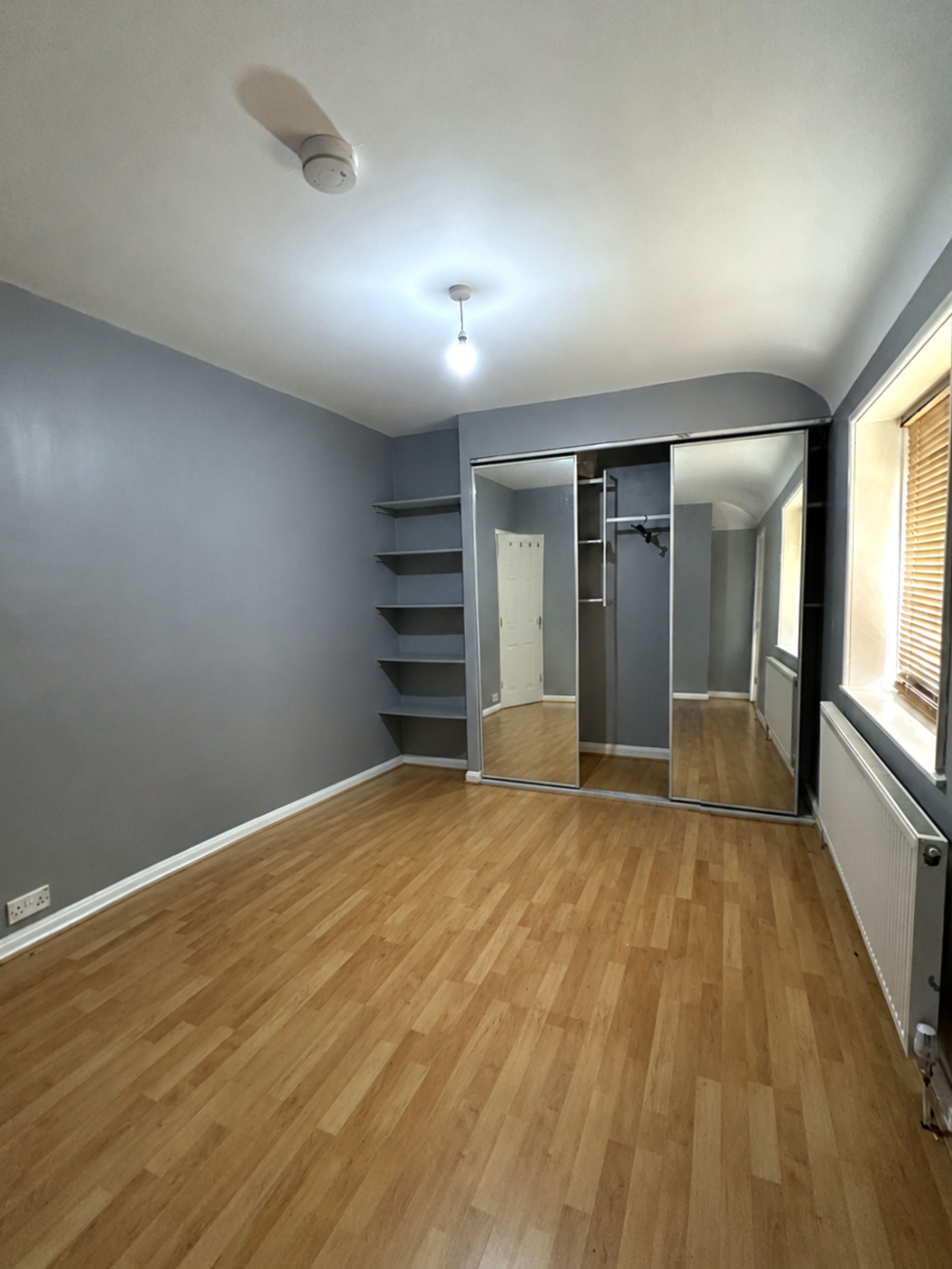 House Bentworth Road in Greater London