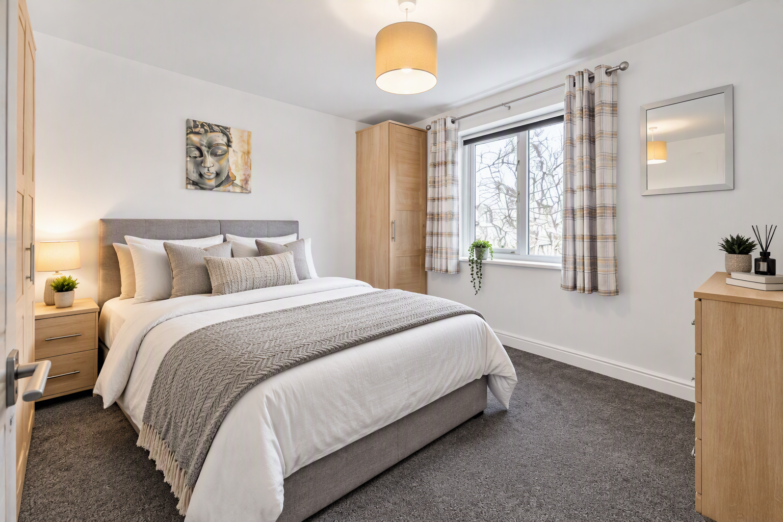 Flat Dominion Close in Greater London