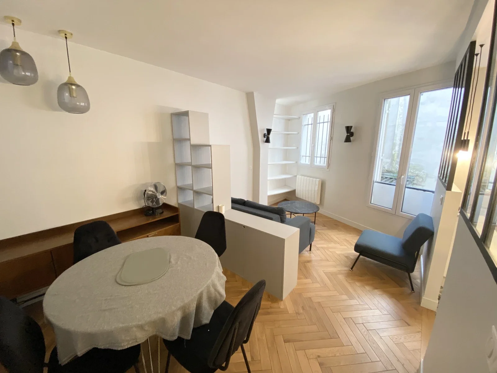 Flat Rue de Rennes in Paris