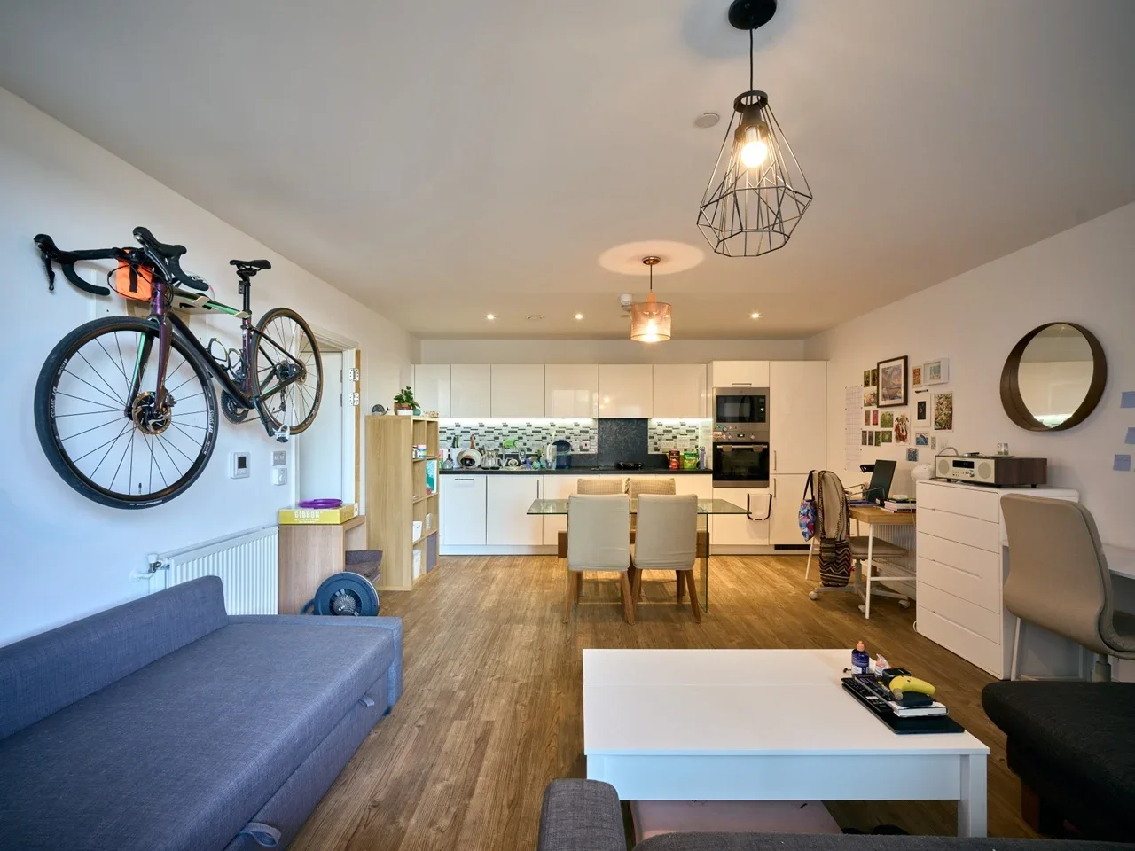 Flat Bramwell Way in Greater London
