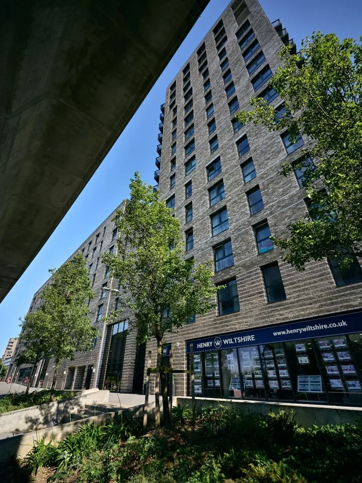 Flat Bramwell Way in Greater London