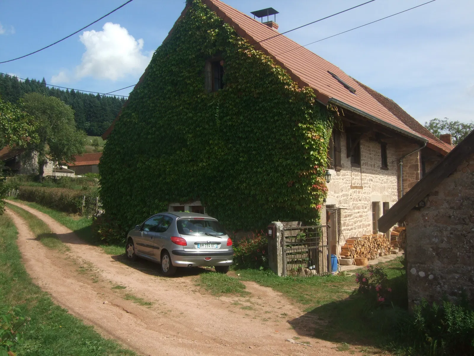Room Chemin de Charnay in Montmelard