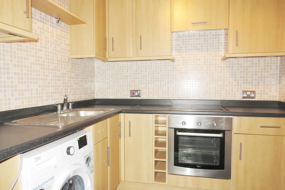Flat Palmerston Road in Portsmouth