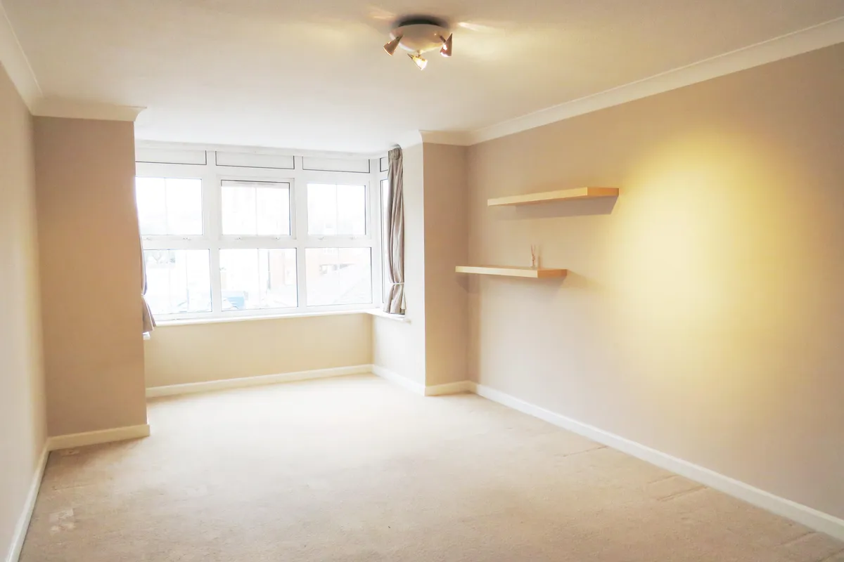 Flat Palmerston Road in Portsmouth