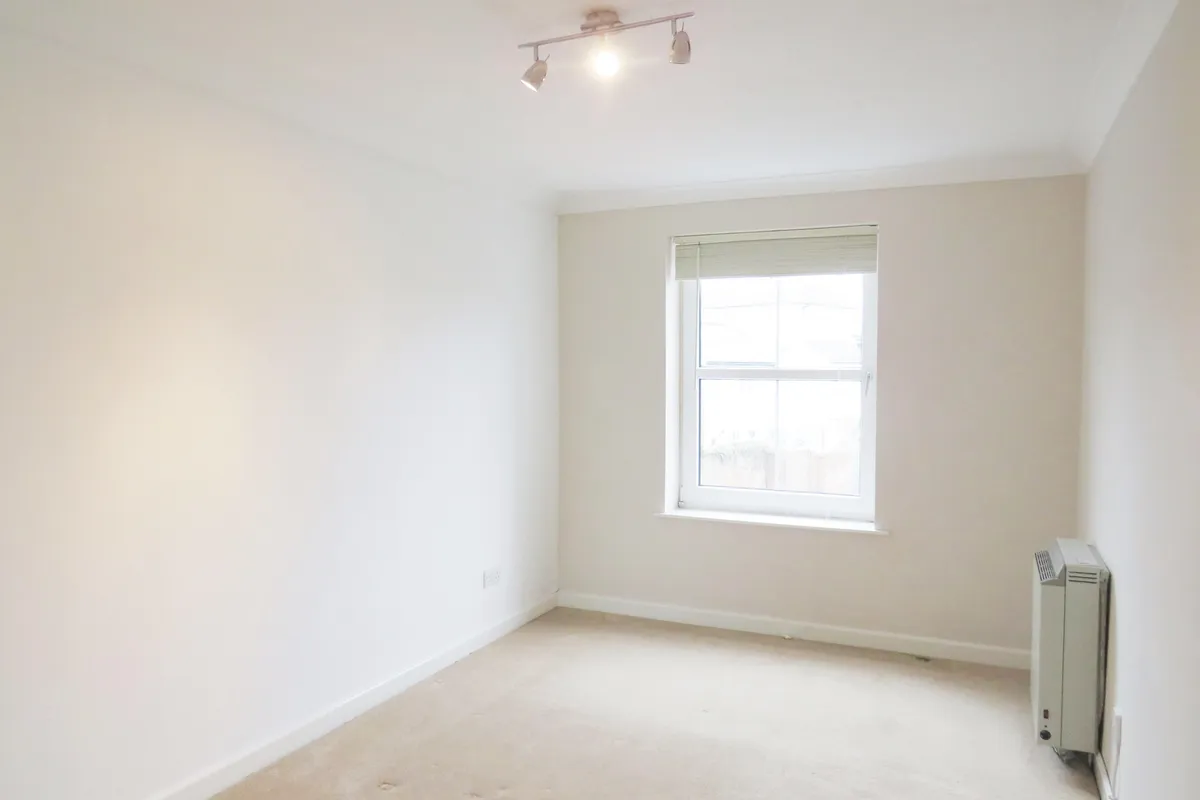 Flat Palmerston Road in Portsmouth