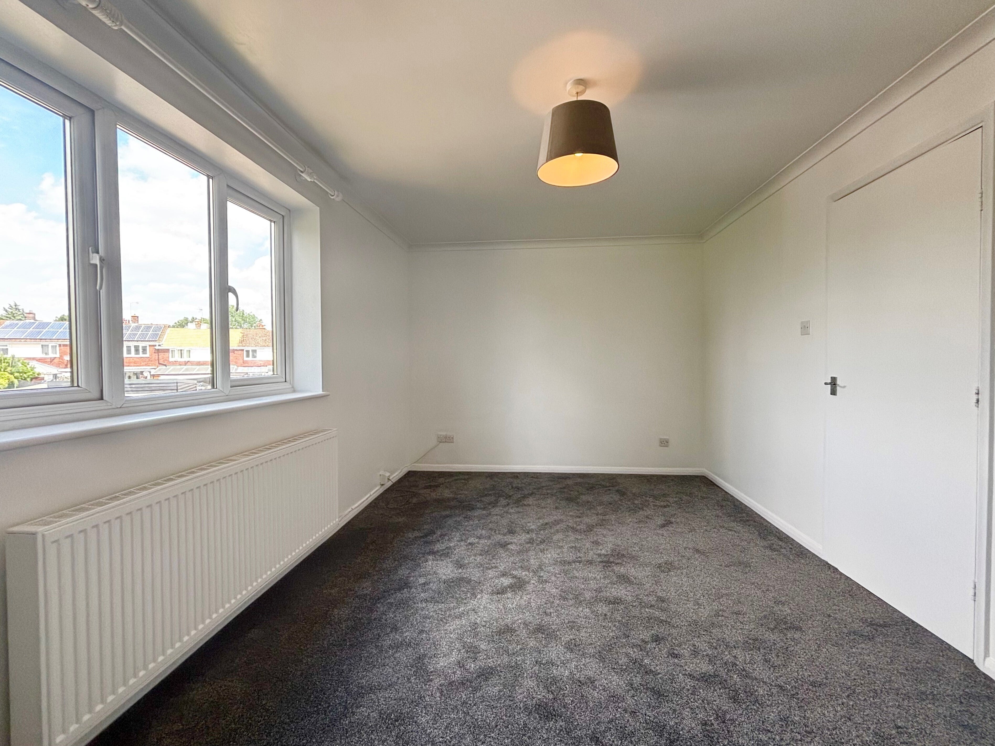 Flat Locke Close in Aylesbury
