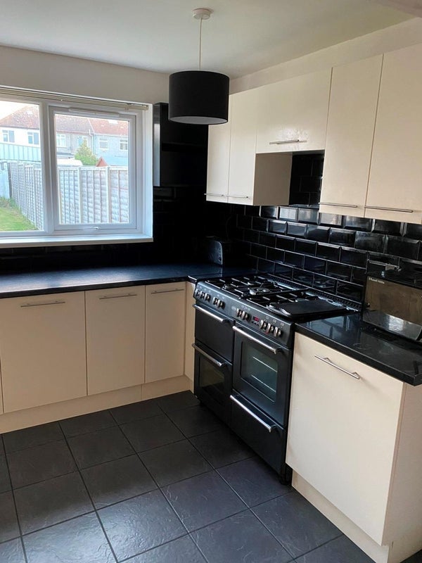 Room Filton Avenue in Bristol