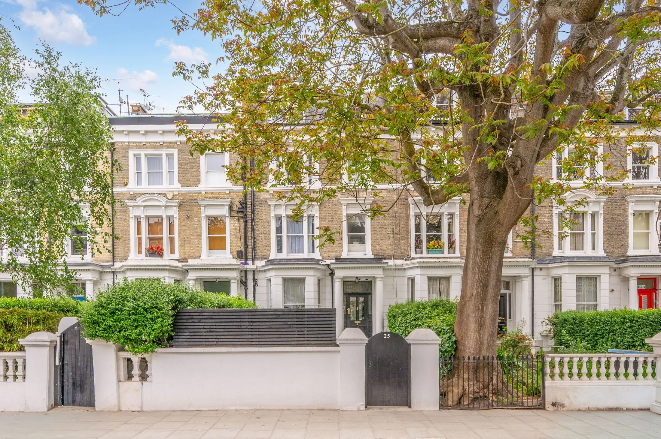 Flat Elsham Road in Greater London