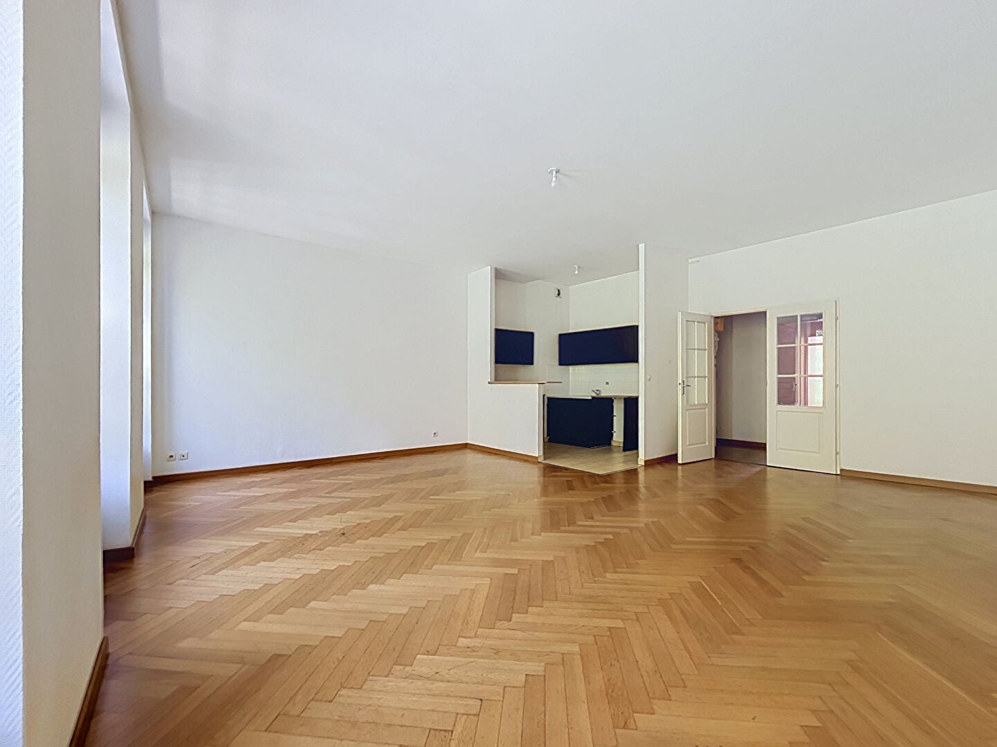 Flat Quai Claude Bernard in Lyon