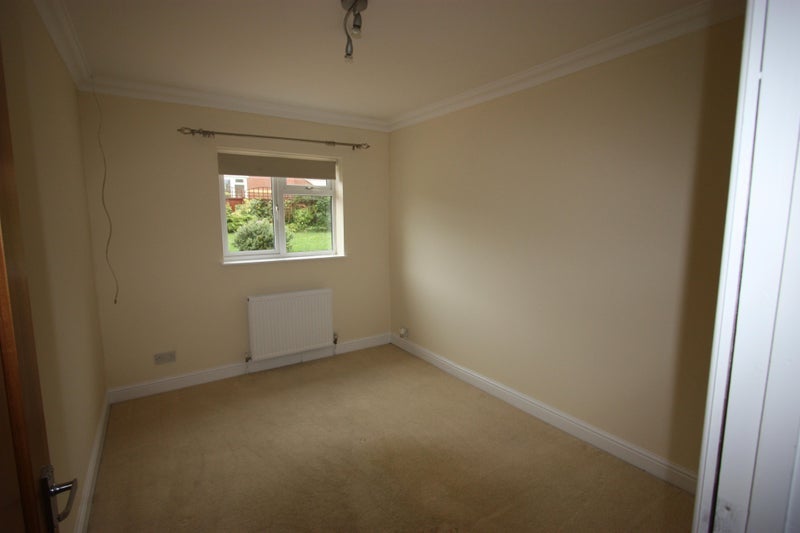 Room Broomhall Road in Chelmsford