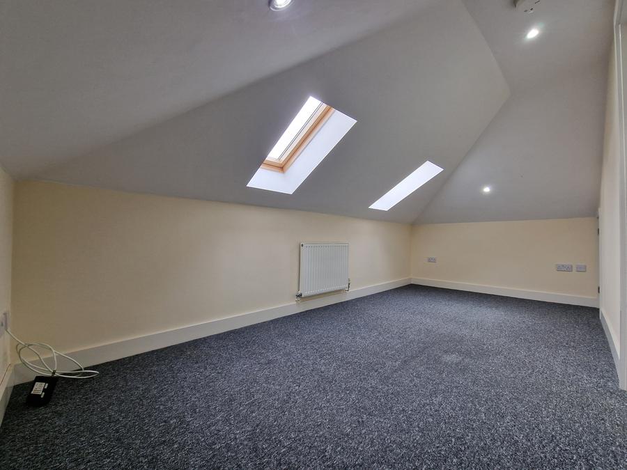 Flat Compton Road in Wolverhampton