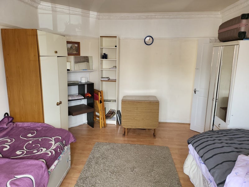 Room Old Oak Road in Greater London