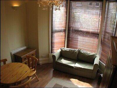 Flat Sulgrave Road in Greater London