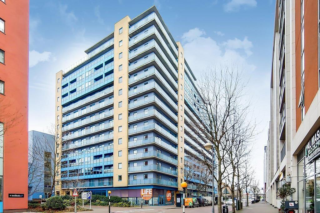 Flat Western Gateway in Greater London