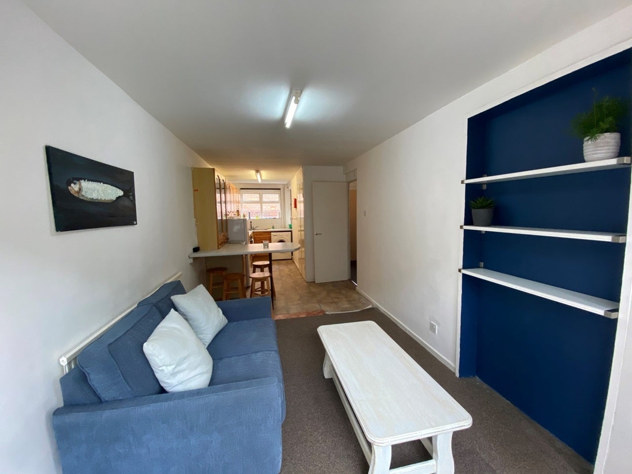 Room Briset Way in Greater London