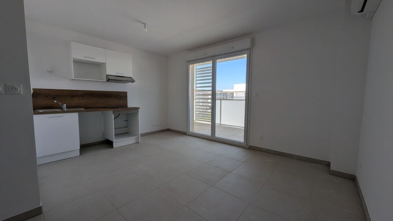 Flat Rue Châteaubriand in Monteux