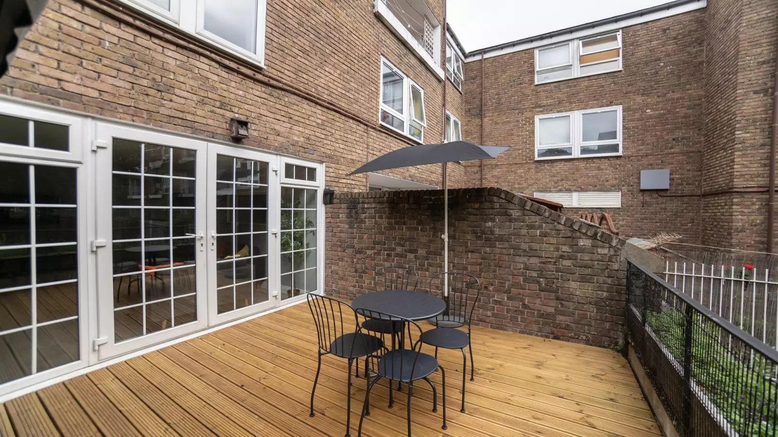Room Gough Walk in Greater London