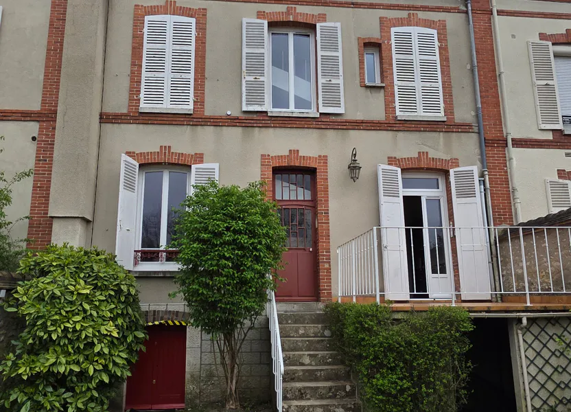 House Avenue Gambetta in Nemours