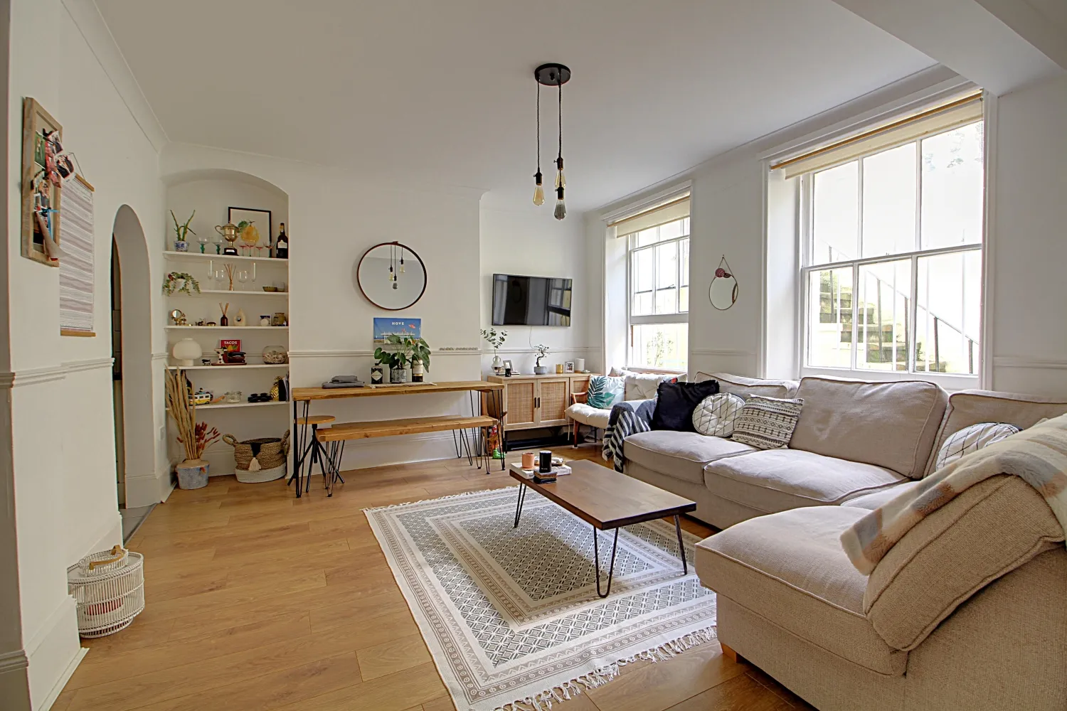 Flat Brunswick Place in Hove