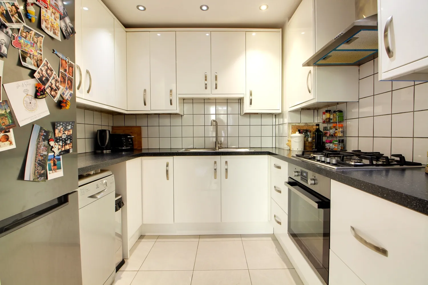 Flat Brunswick Place in Hove