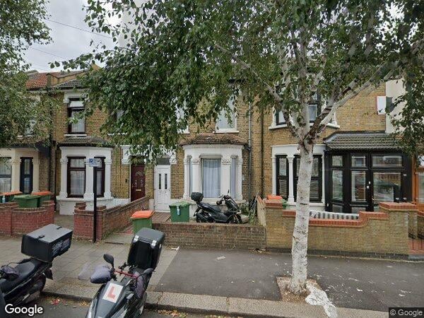 Room Sherrard Road in Greater London
