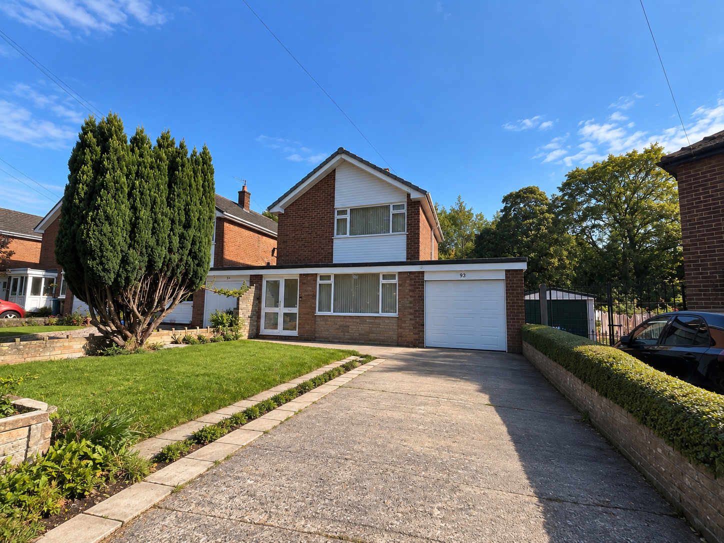 House Broadoak Lane in Manchester