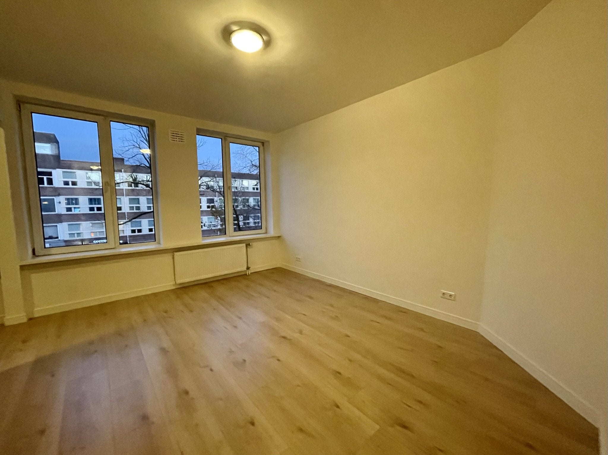 Appartement Hoofdweg in Amsterdam