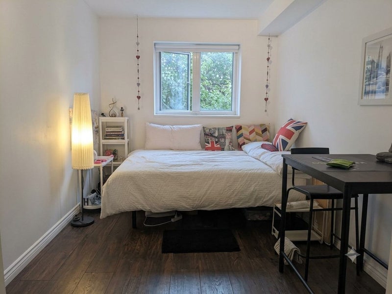 Room Roseberry Street in Greater London