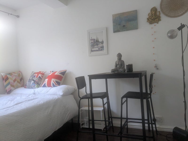 Room Roseberry Street in Greater London
